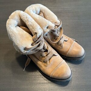 Roxy Boots sz 8.5